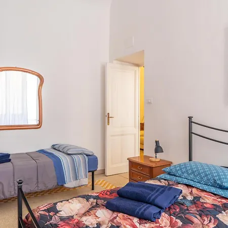 Appartement Lion Renting Termini Station Rome